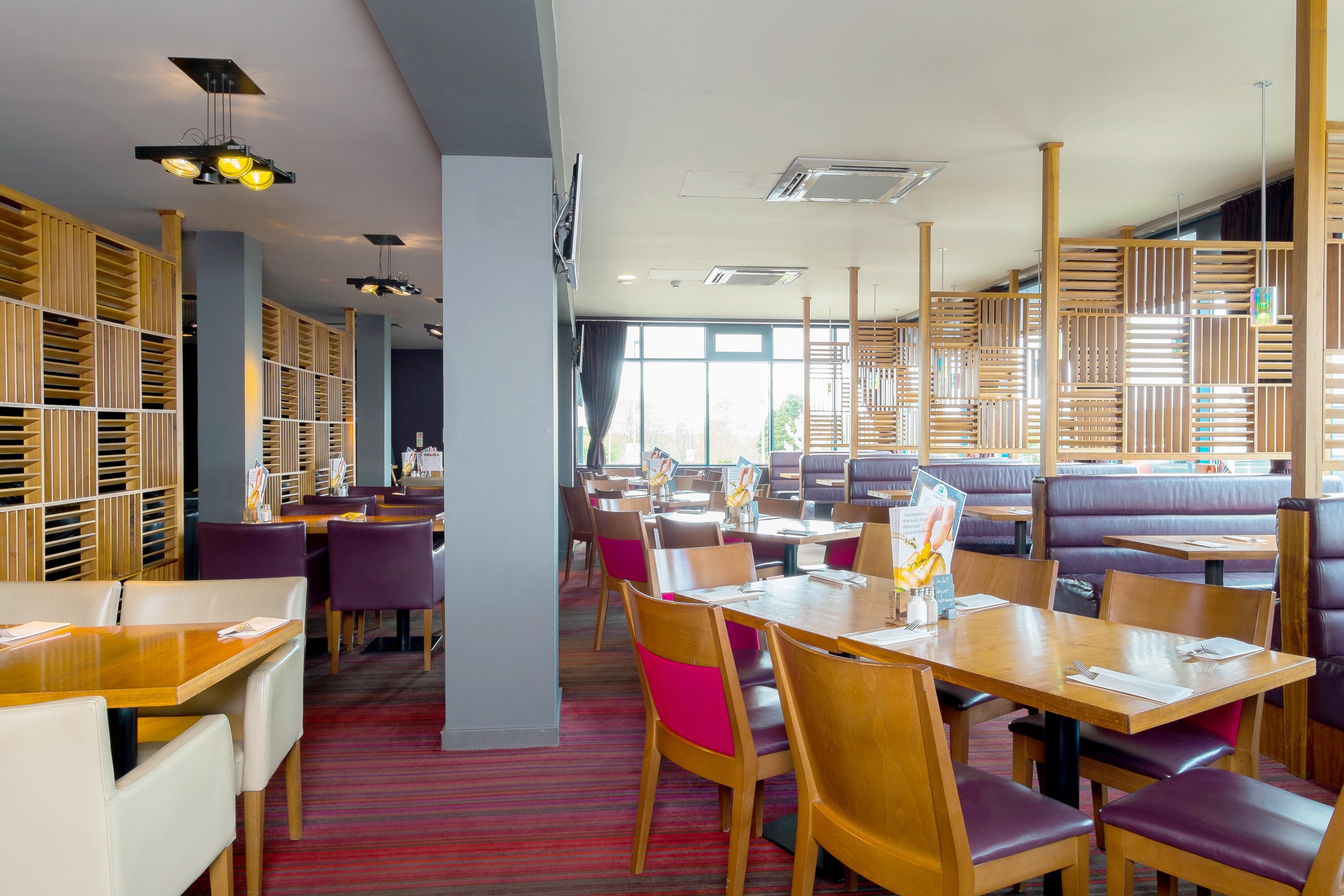 Holiday Inn Aberdeen West By Ihg Westhill Zewnętrze zdjęcie