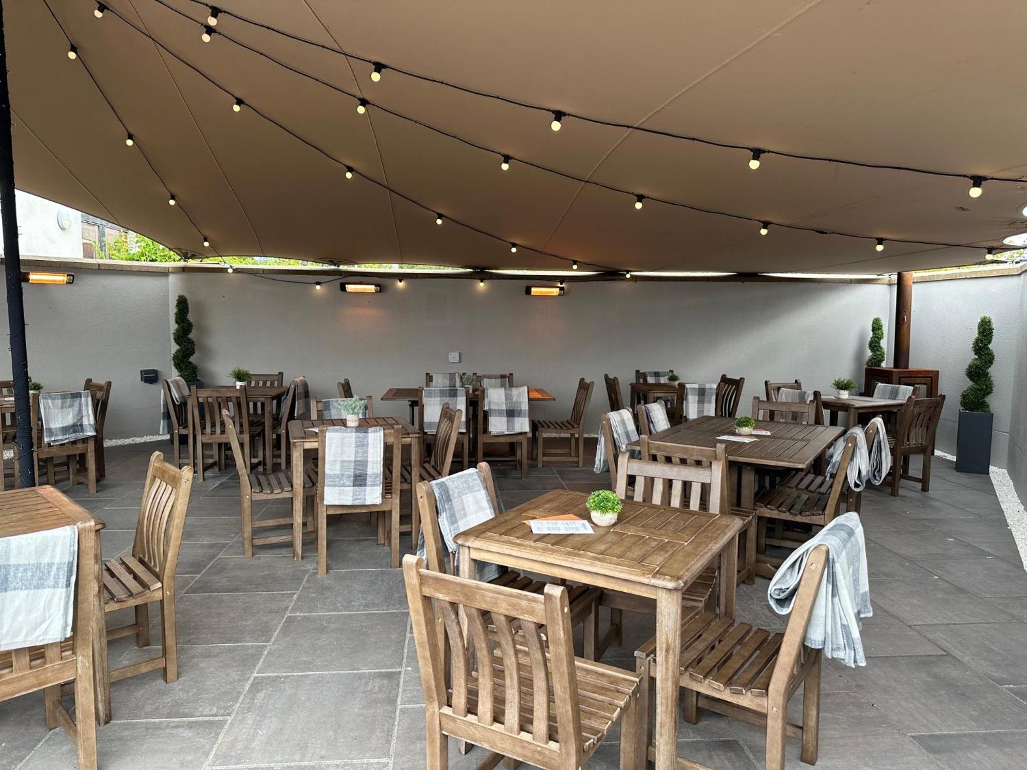 Holiday Inn Aberdeen West By Ihg Westhill Zewnętrze zdjęcie