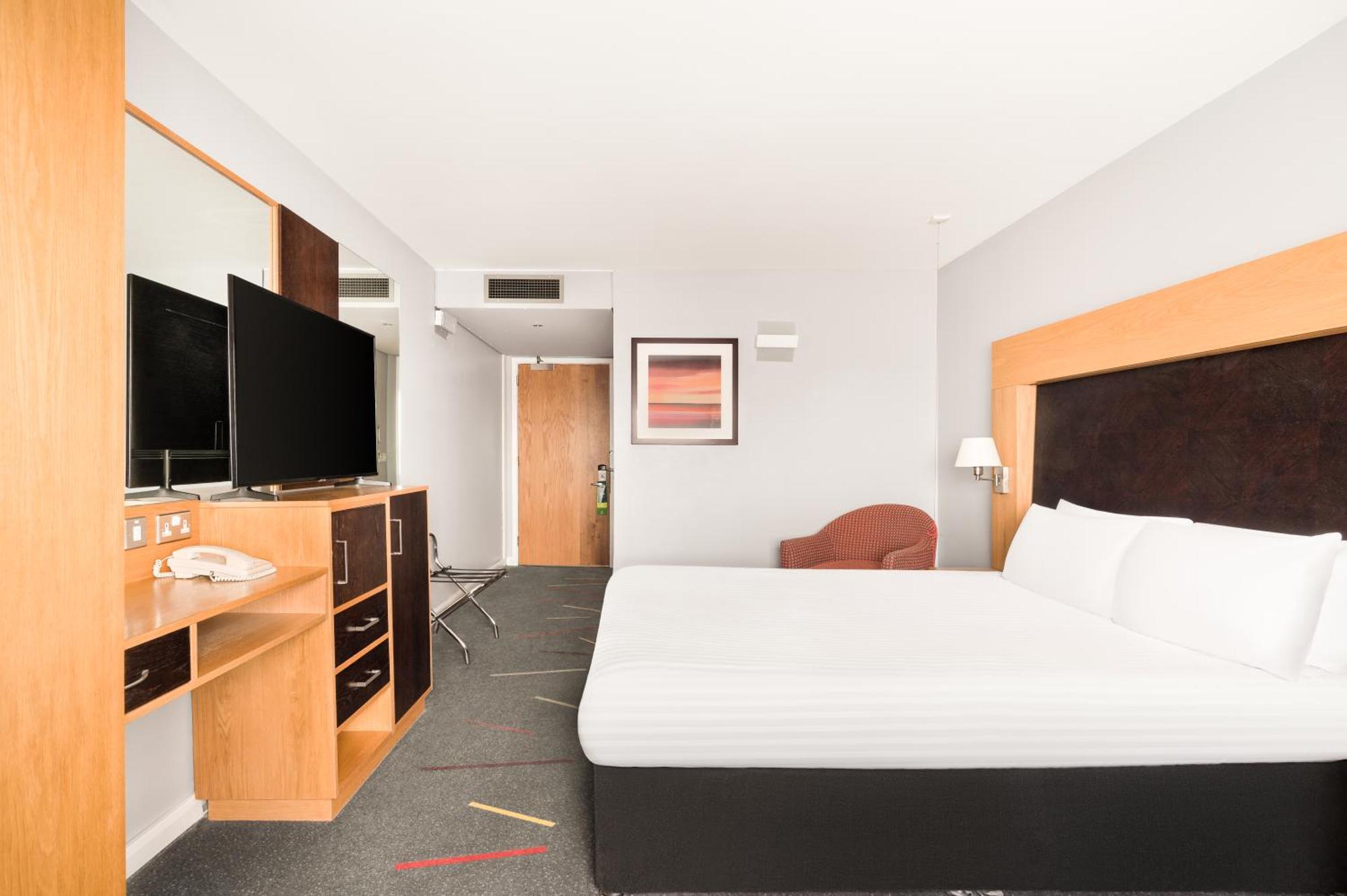 Holiday Inn Aberdeen West By Ihg Westhill Zewnętrze zdjęcie