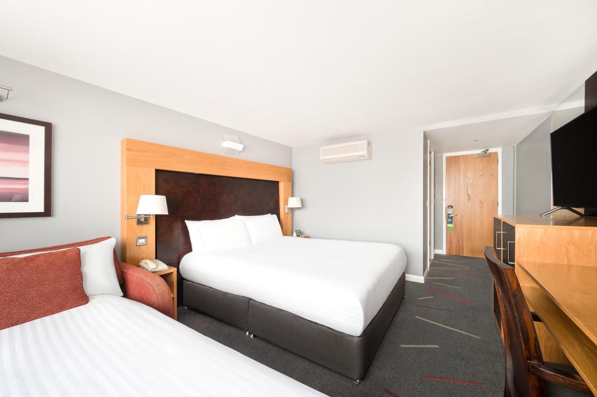 Holiday Inn Aberdeen West By Ihg Westhill Zewnętrze zdjęcie